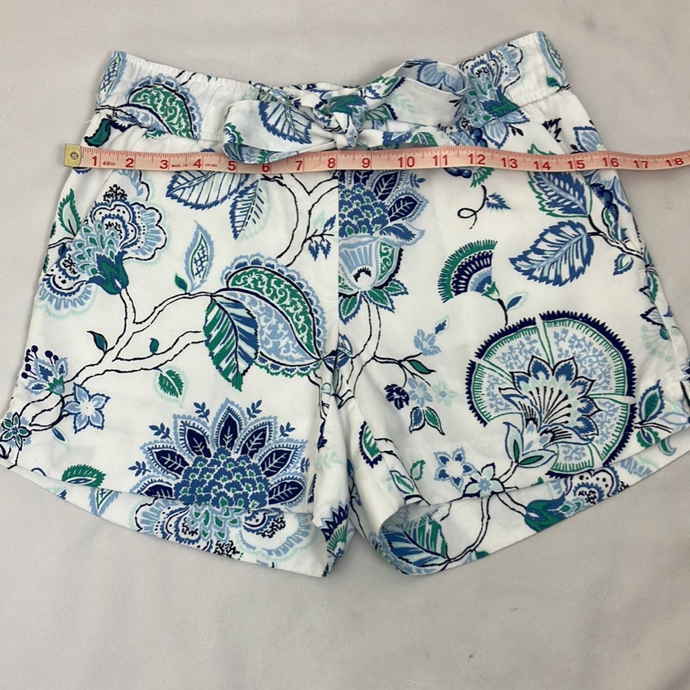 Loft Paisley Floral Print The Front Shorts Women's size 00 - Picture 4 of 8